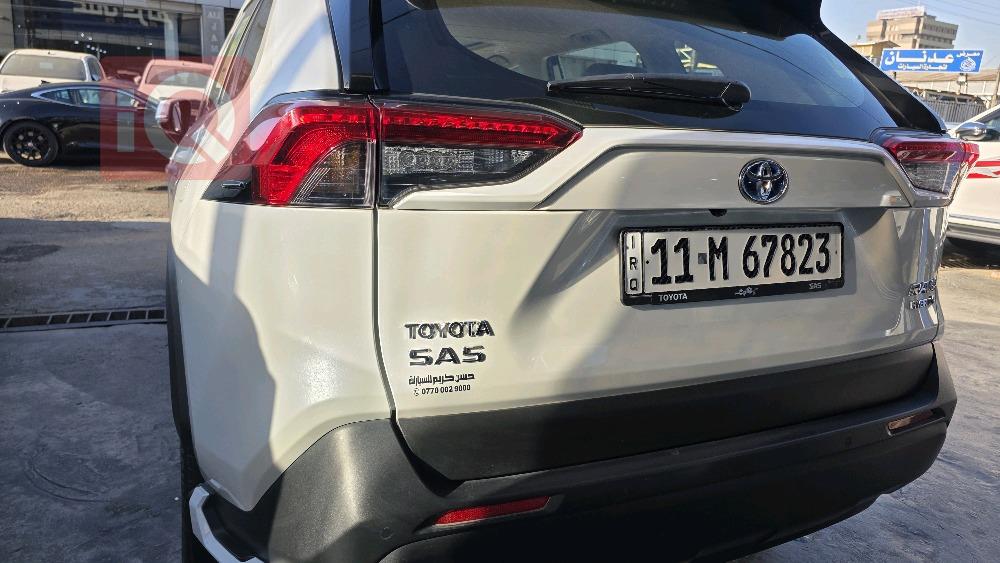 تويوتا راف 4